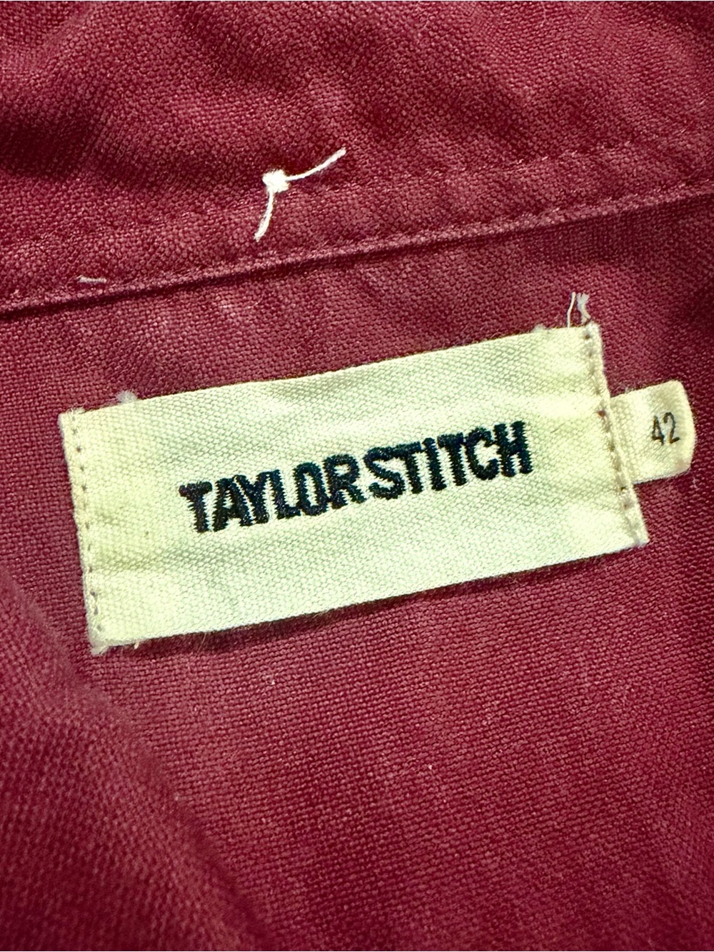 Taylor Stitch The Jack Men’s Button-Down Shirt in Burgundy Oxford (Size 42/L) - Picture 5 of 6